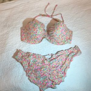Rare VS BIKINI
